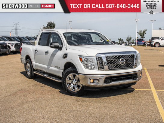 2017 Nissan Titan 2017 White