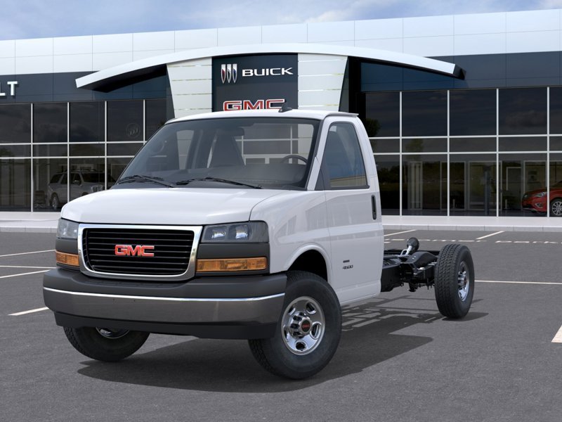 GMC FOURGONNETTE COMMERCIALE TRONQUÉE SAVANA 3500 fourgonnette 159 po 2025 Blanc Sherbrooke - photo #5