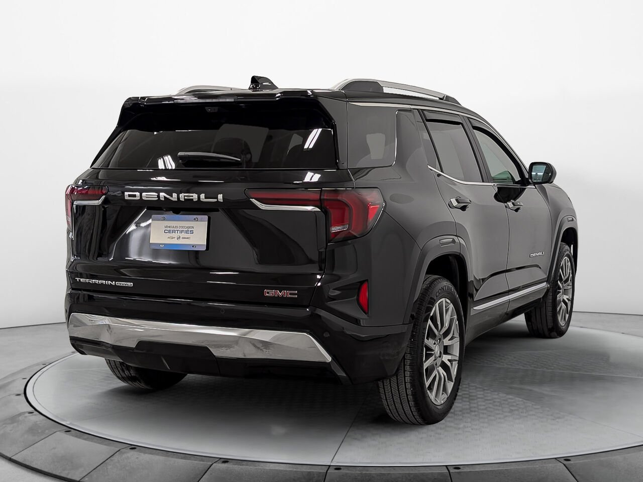 2026 GMC Terrain AWD Denali Toit Pano Black Sherbrooke - photo #2