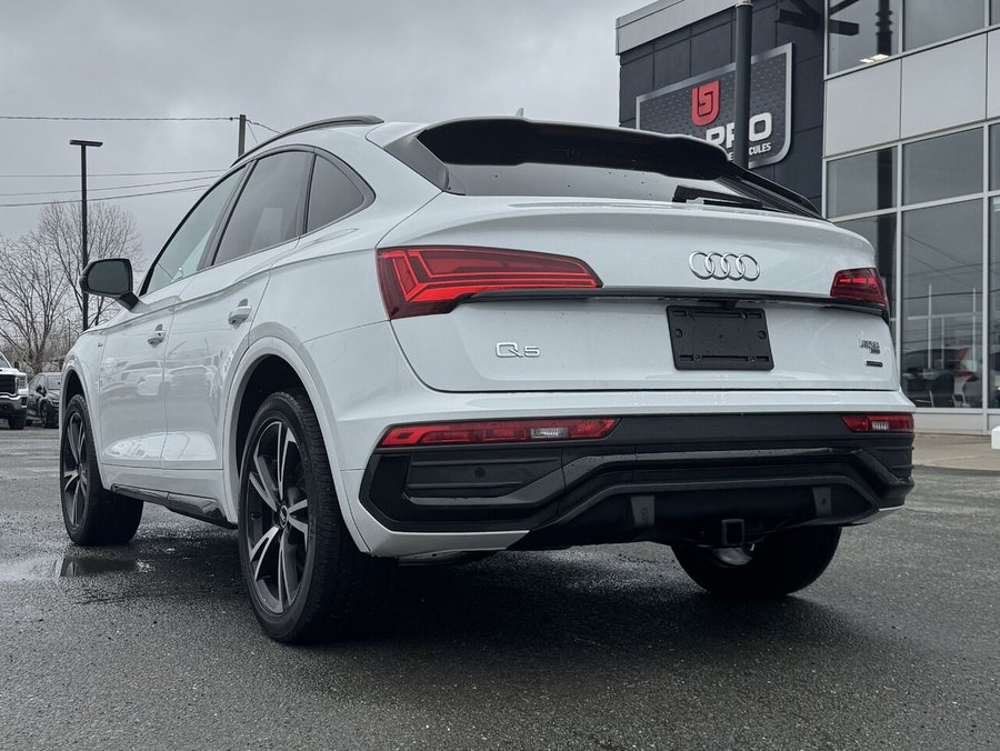 2022 Audi Q5 Sportback Black Optic 2022 White