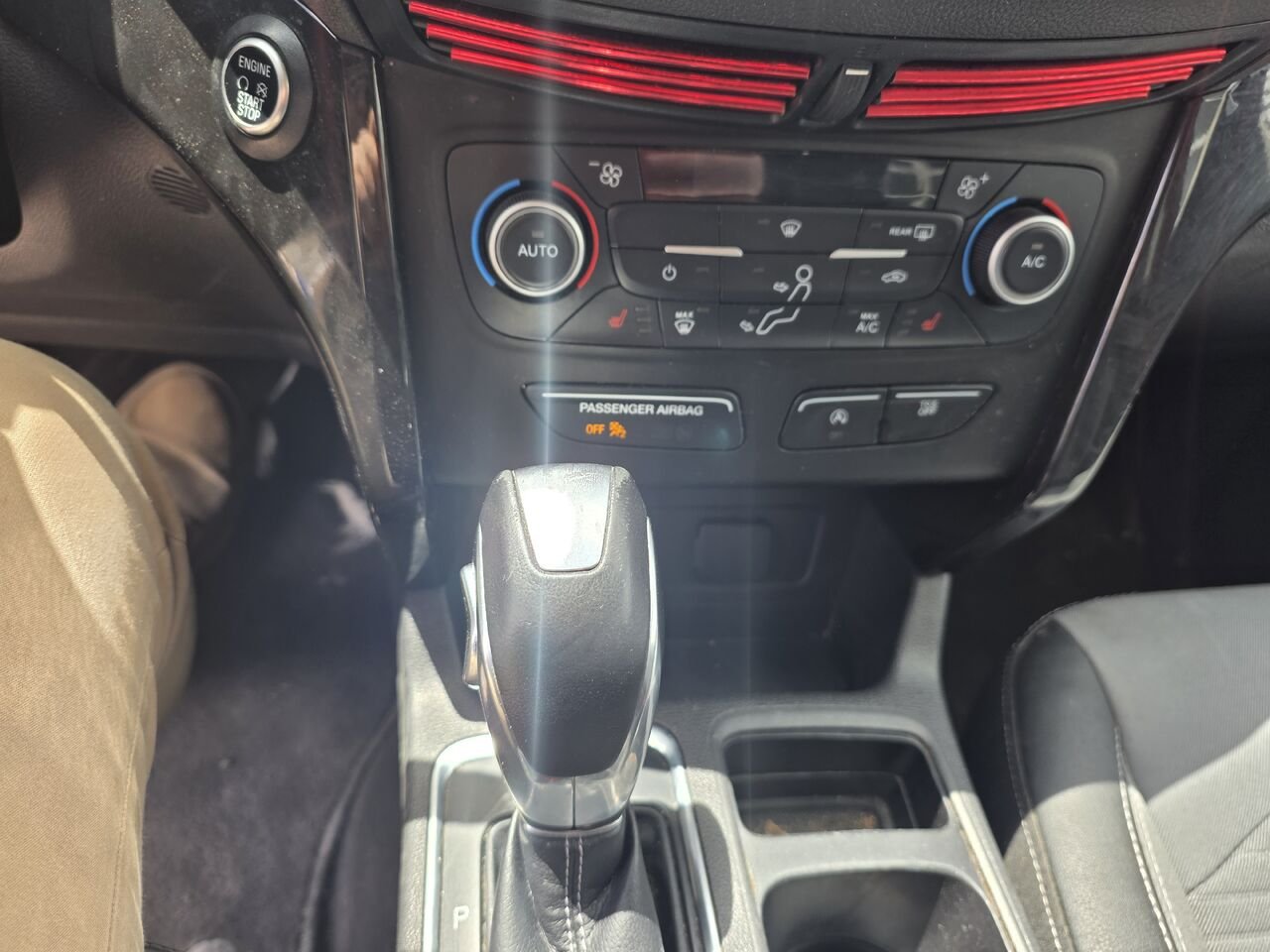 2019 Ford Escape Orange  - photo #16