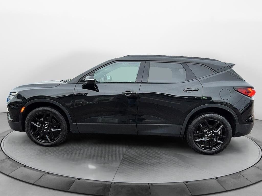 Chevrolet Blazer NIV 3GNKBHRS6NS112735 2022 Noir Baie-Comeau - photo #4