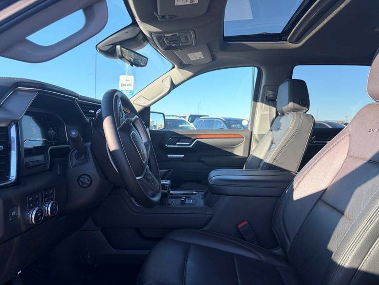 2025 GMC Sierra 1500 4WD Crew Cab 147 Denali Black Sherwood Park - photo #5