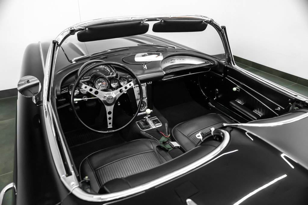 Chevrolet Corvette 1962 Noir Montréal - photo #56