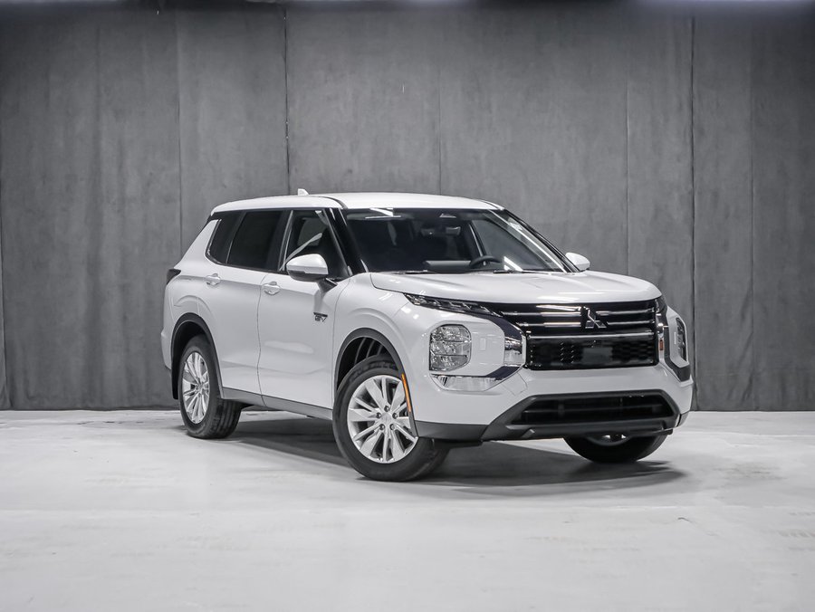 2026 Mitsubishi Outlander Plug-In Hybrid ES White Diamond Premium Finish