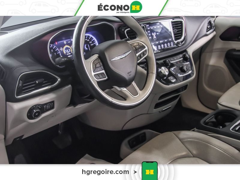 Chrysler Pacifica 2018 Argent Saint-Eustache - photo #17