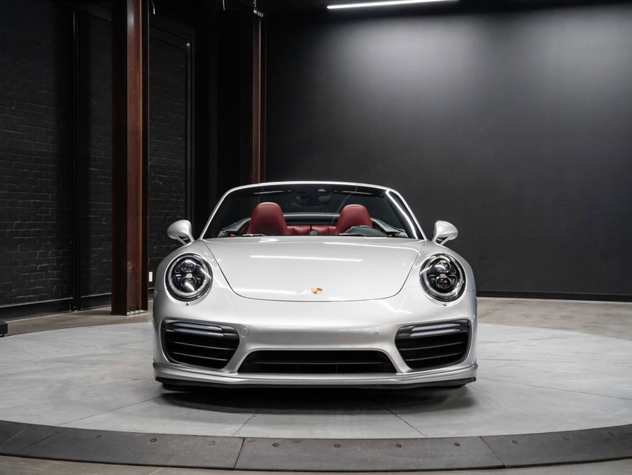 2017 Porsche 911 2017 Grey