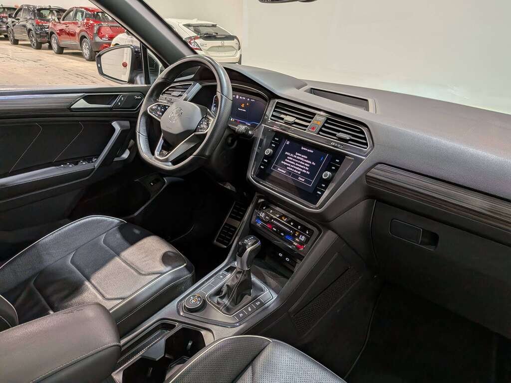 2022 Volkswagen Tiguan Highline R-Line 4MOTION Black Val-David - photo #15