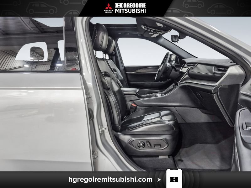 2024 Jeep Grand Cherokee Silver Blainville - photo #25