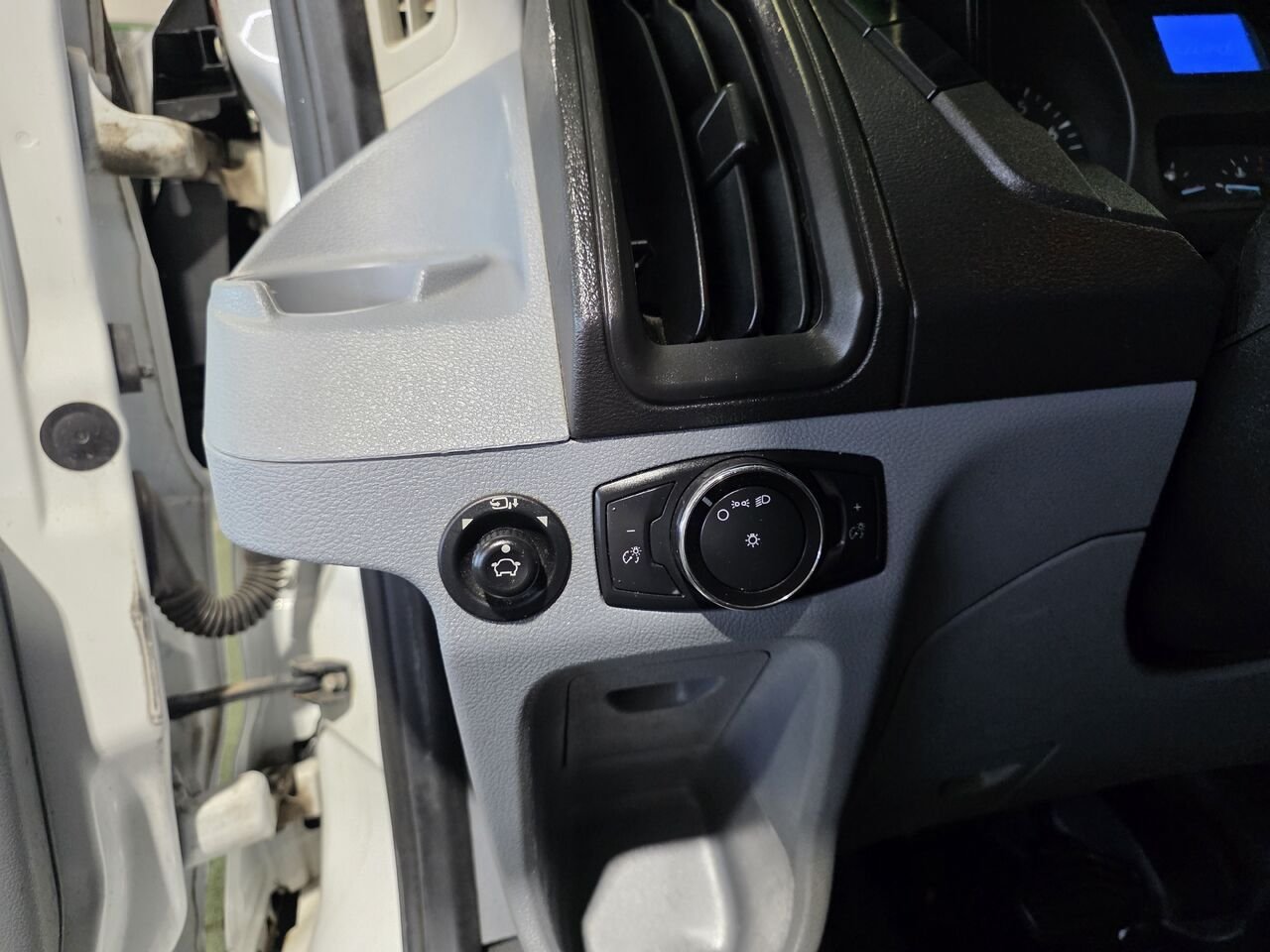 Ford Transit fourgon utilitaire 2018 Longueuil, - photo #10