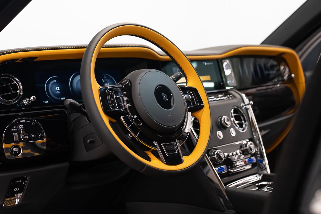 2025 Rolls-Royce Cullinan Black Kirkland - photo #22