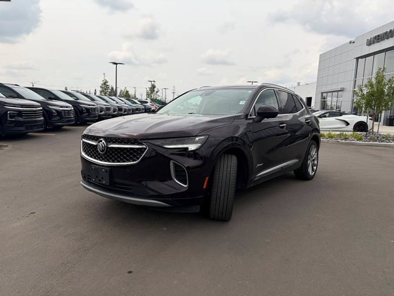 2023 Buick Envision AWD 4dr Avenir Red Sherwood Park - photo #2