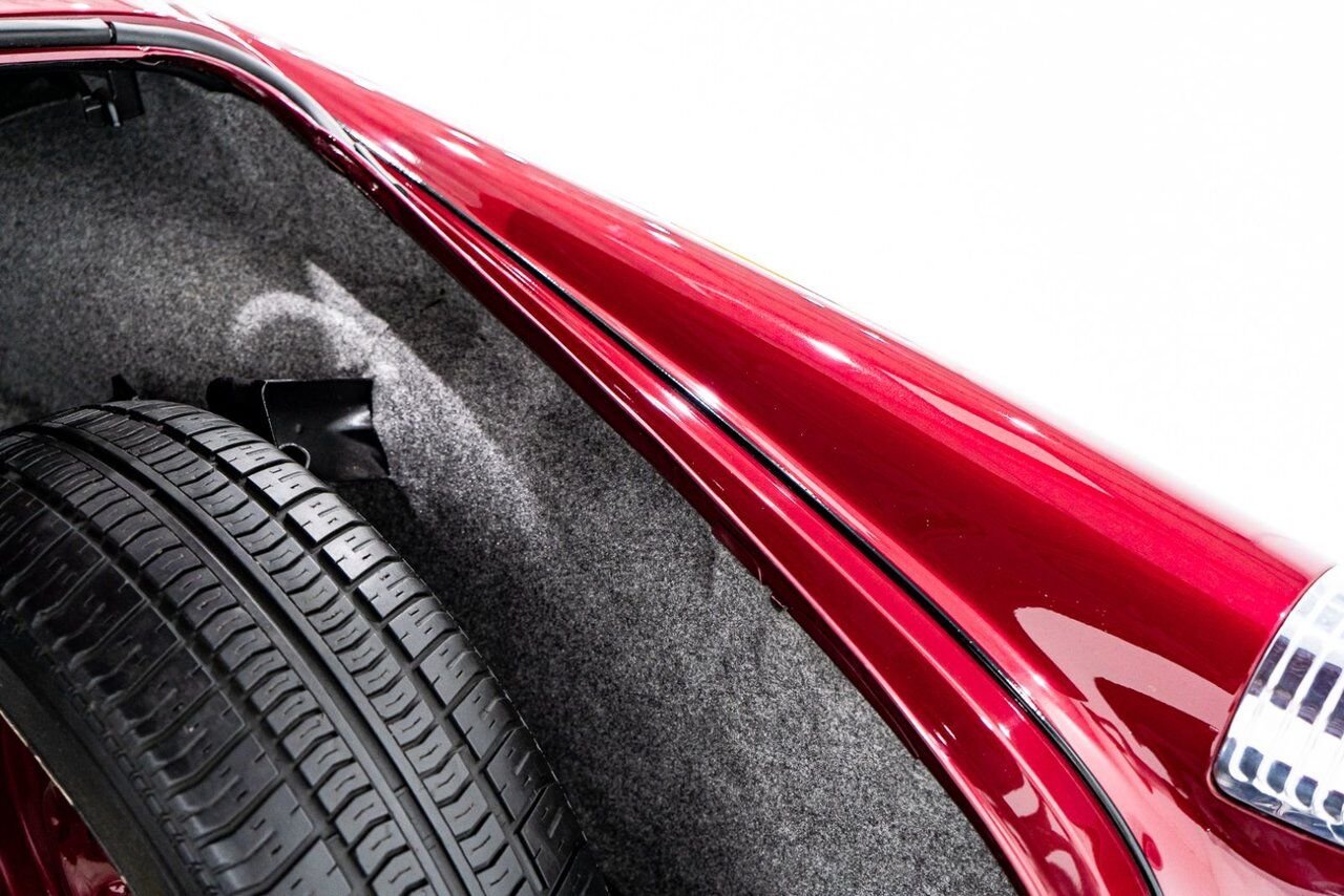 1953 Oldsmobile 98 PRIX EN USD | Convertible Beautifully Presented from complete Restoration Red Montreal - photo #30