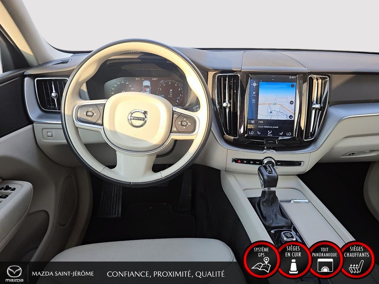 Volvo XC60 T6 Momentum | TOIT OUVRANT | CUIR | AWD | 2019 Gris Saint-Jérôme - photo #22