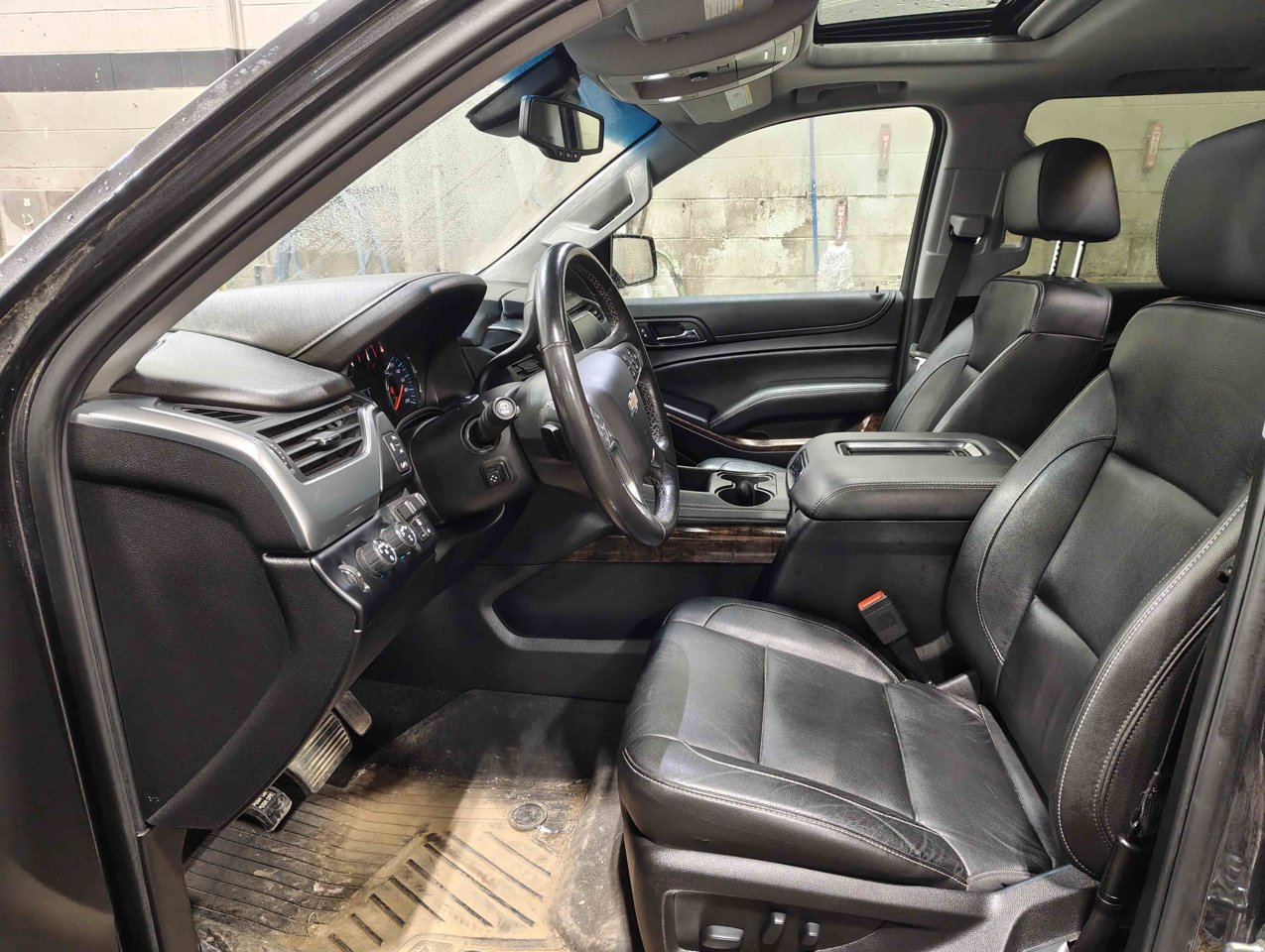 2018 Chevrolet Tahoe 4WD 4dr LT Grey Sherwood Park - photo #6