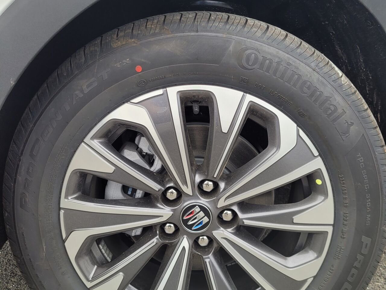 2026 Buick Envision Privilégiée 4 portes TI Iridescent White Tricoat Thetford Mines - photo #12