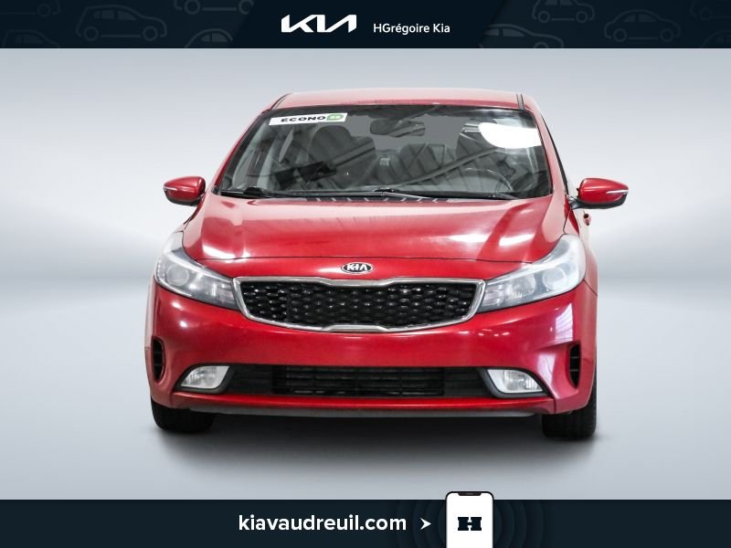 2017 Kia Forte Red Blainville - photo #1