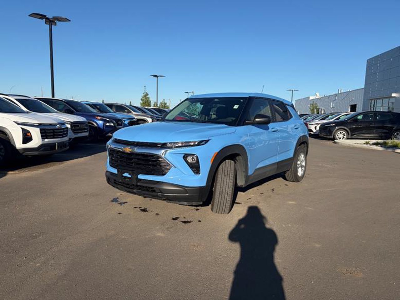 2024 Chevrolet Trailblazer AWD 4dr LS Blue Sherwood Park - photo #2