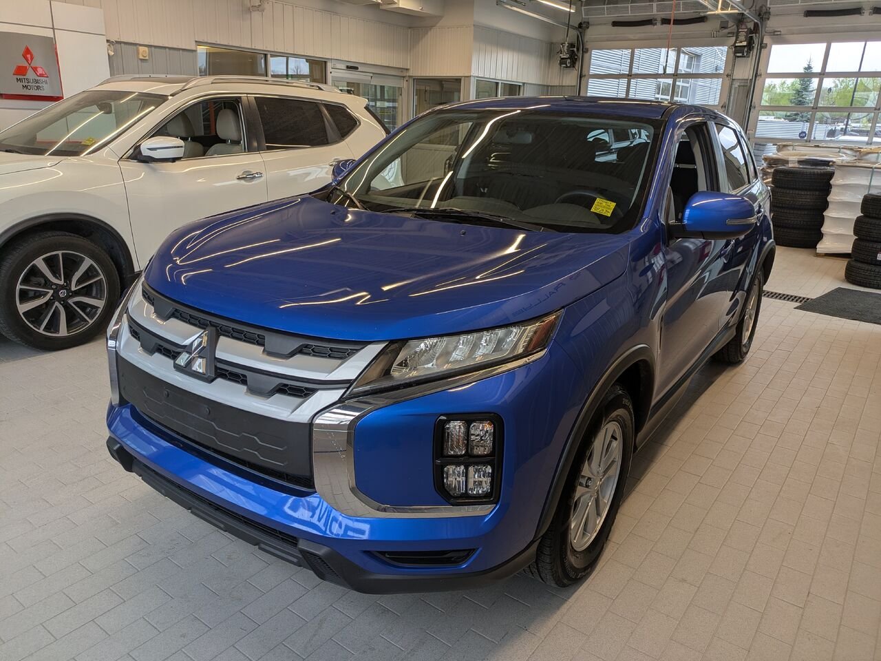 2024 Mitsubishi RVR Blue Gatineau - photo #1