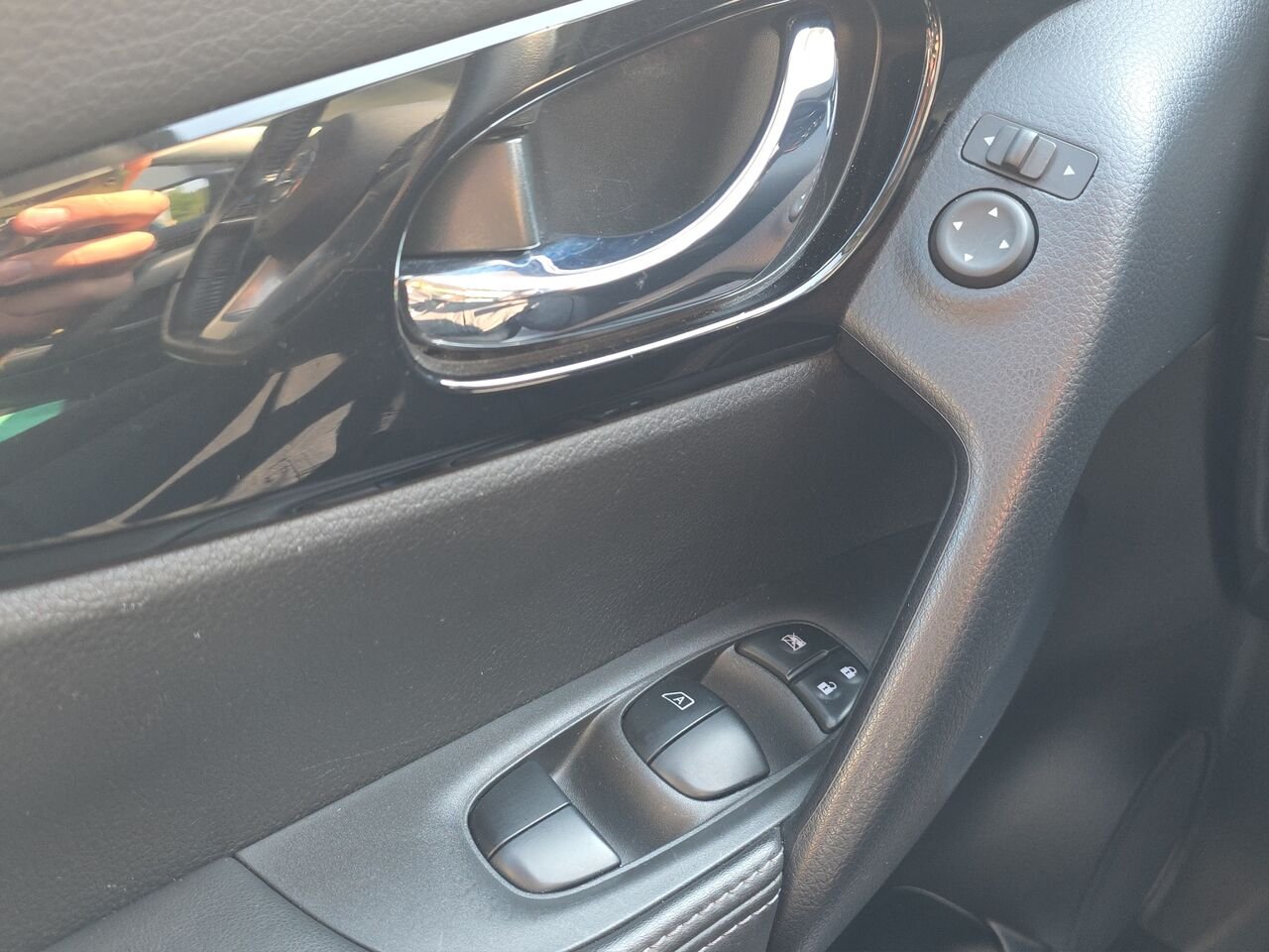 2023 Nissan Qashqai SV TI CVT, Sièges chauffants avant, Toit ouvrant, Volant chauffant Black Val-David - photo #14