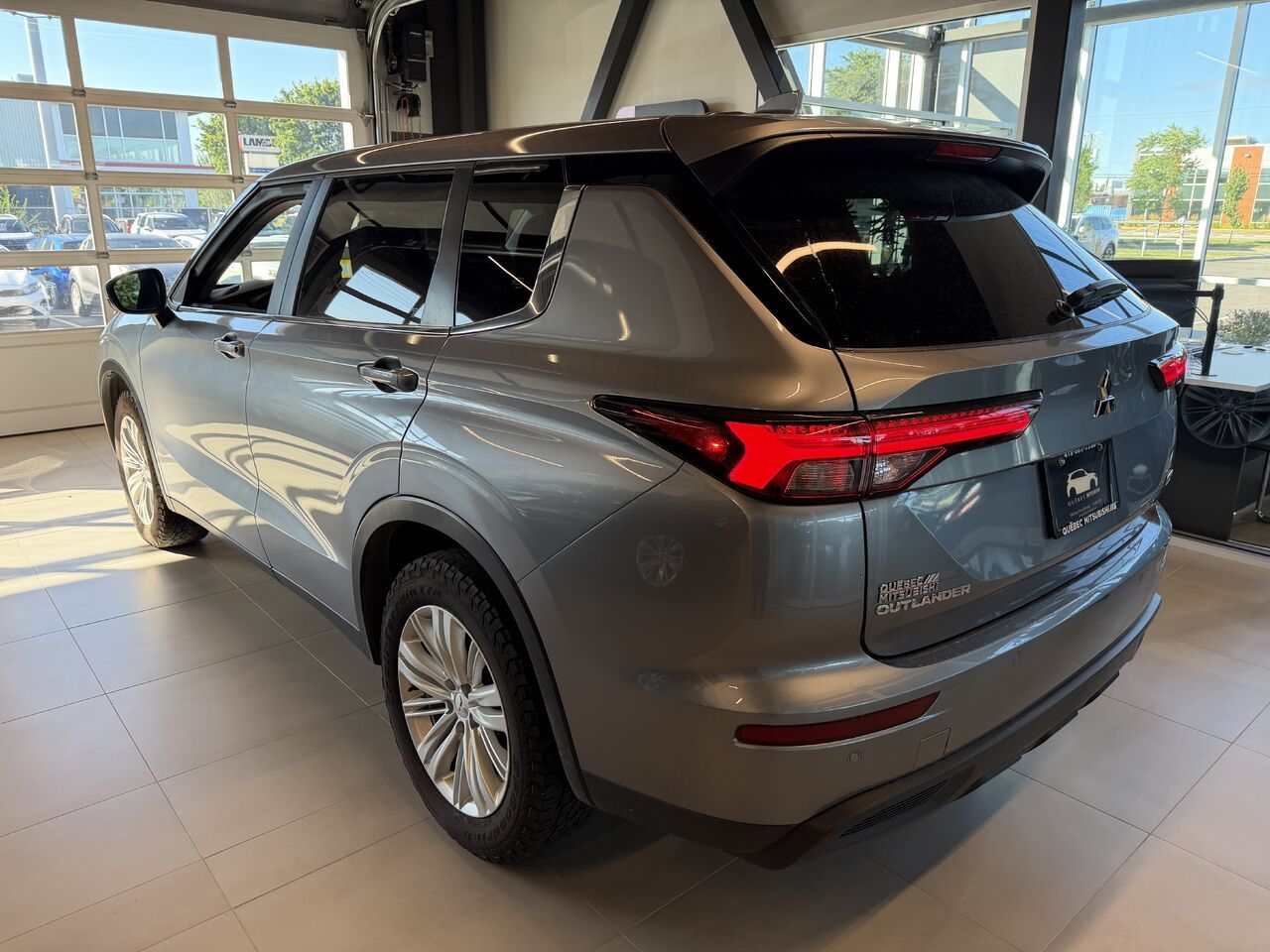 Mitsubishi Outlander 2024