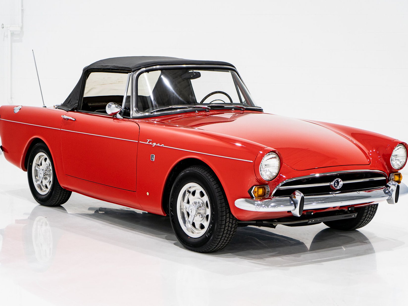 1967 Sunbeam Tiger Unrestored with single repaint **PRIX EN USD** Red Montreal - photo #49
