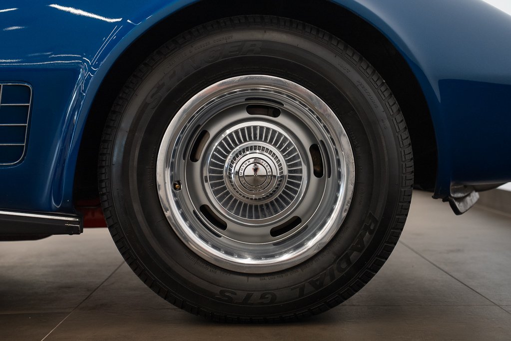 1970 Chevrolet Corvette Blue Montreal - photo #26