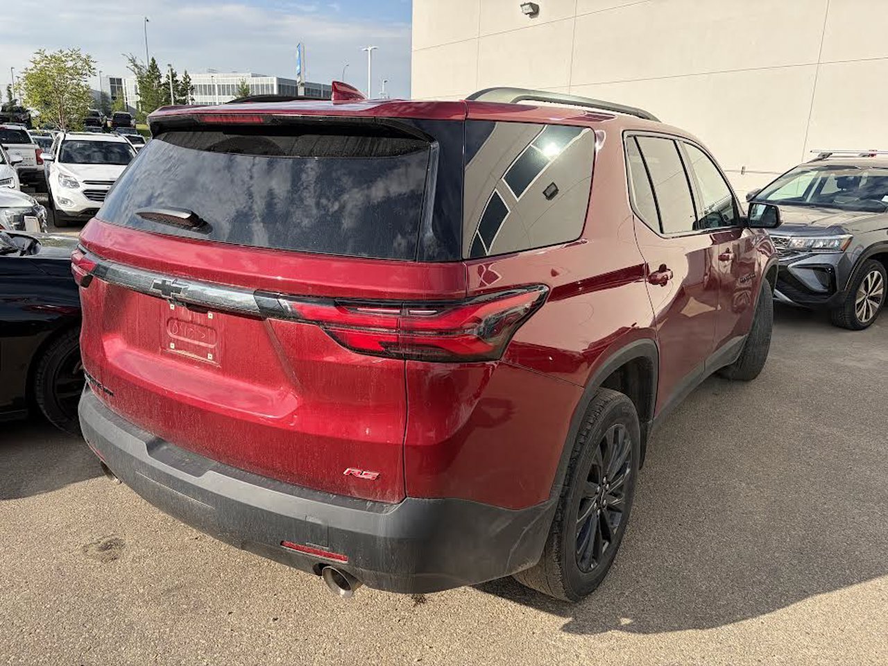 2024 Chevrolet Traverse Limited AWD 4dr RS Red Sherwood Park - photo #4