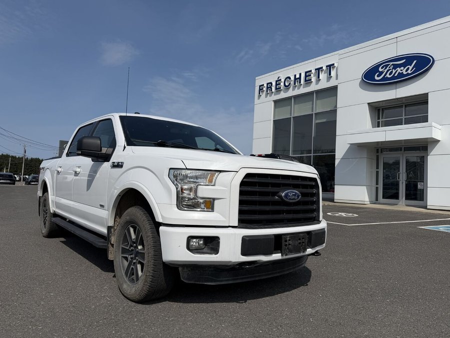 2016 Ford 150 XLT 302 2016 White