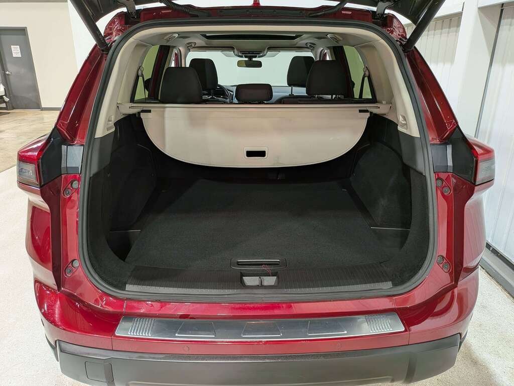 2024 Nissan Rogue AWD SV Moonroof Red Val-David - photo #8