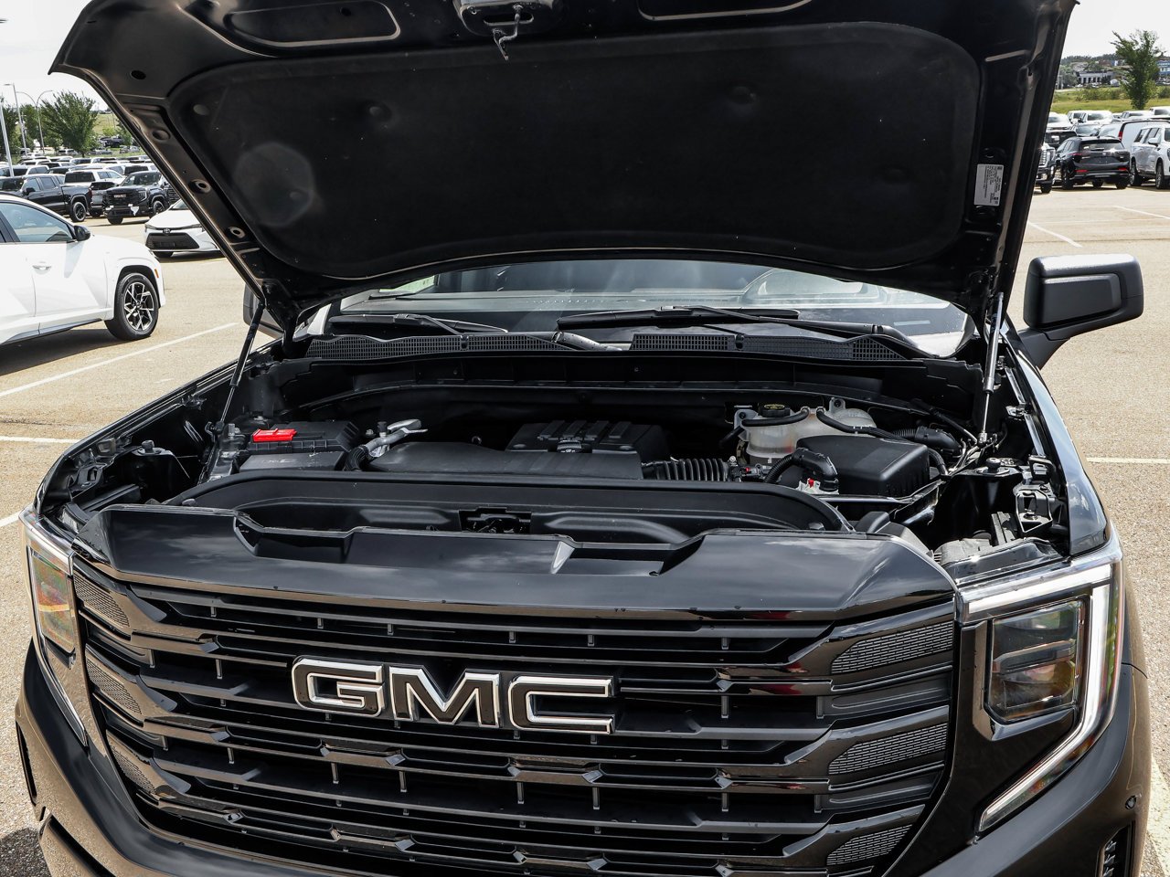 2024 GMC Sierra 1500 4WD Crew Cab 147 Elevation Black Sherwood Park - photo #9