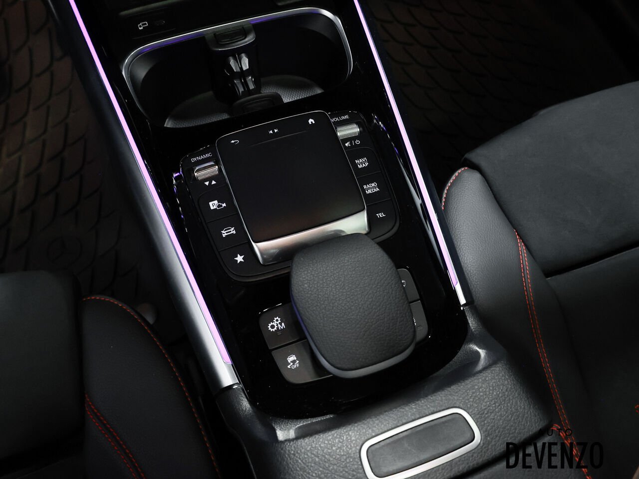 2023 Mercedes-Benz GLA Grey Saint-Eustache - photo #18