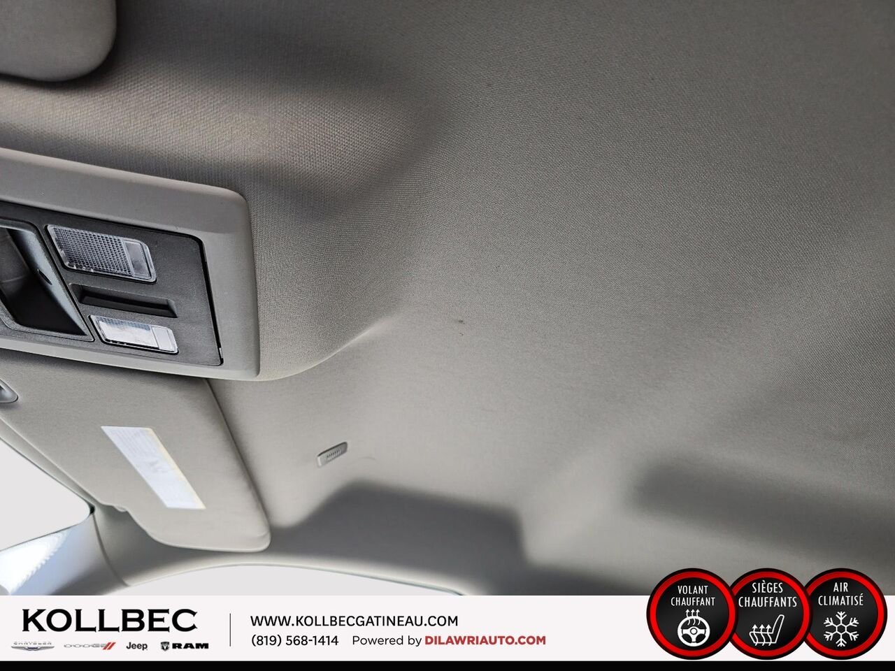 RAM 1500 CLASSIC Express Night Edition Crewcab 4x4 2023 Noir Ottawa & Gatineau - photo #4