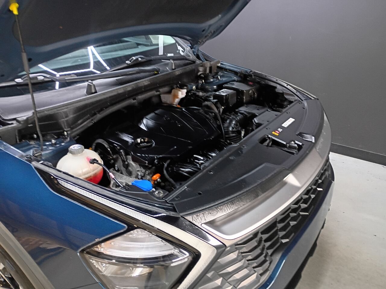 2023 Kia Sportage Blue Blainville - photo #30