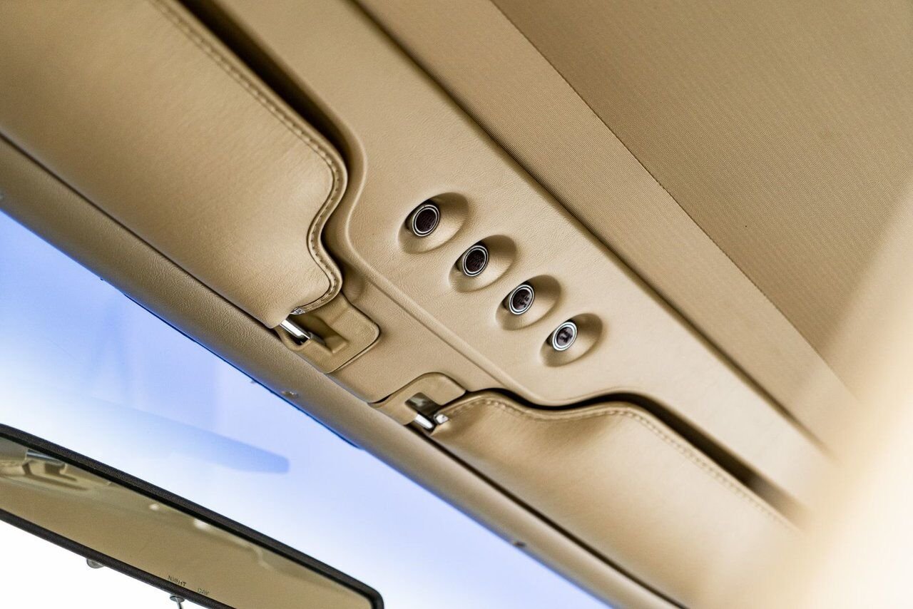 Lincoln Continental Only 687 miles from new. Unrestored example **PRICE IN USD** 1969 Or Montréal - photo #59