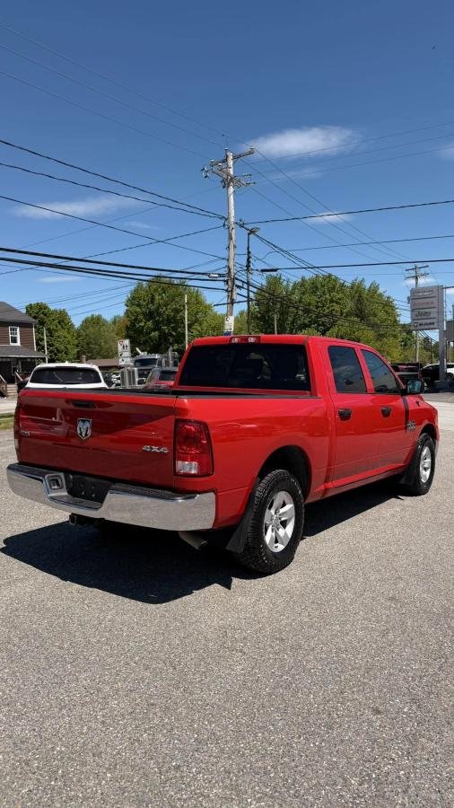 2023 RAM 1500 Classic Red Lac Mégantic - photo #6