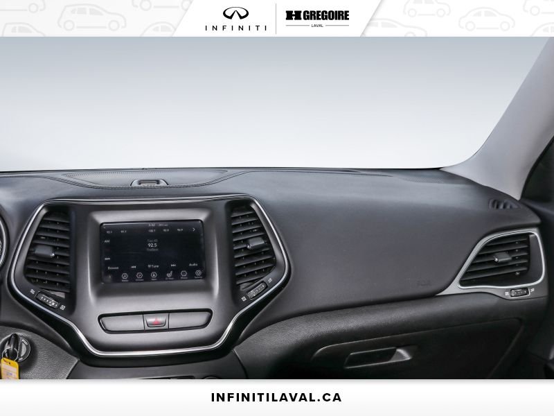2019 Jeep Cherokee Laval - photo #22