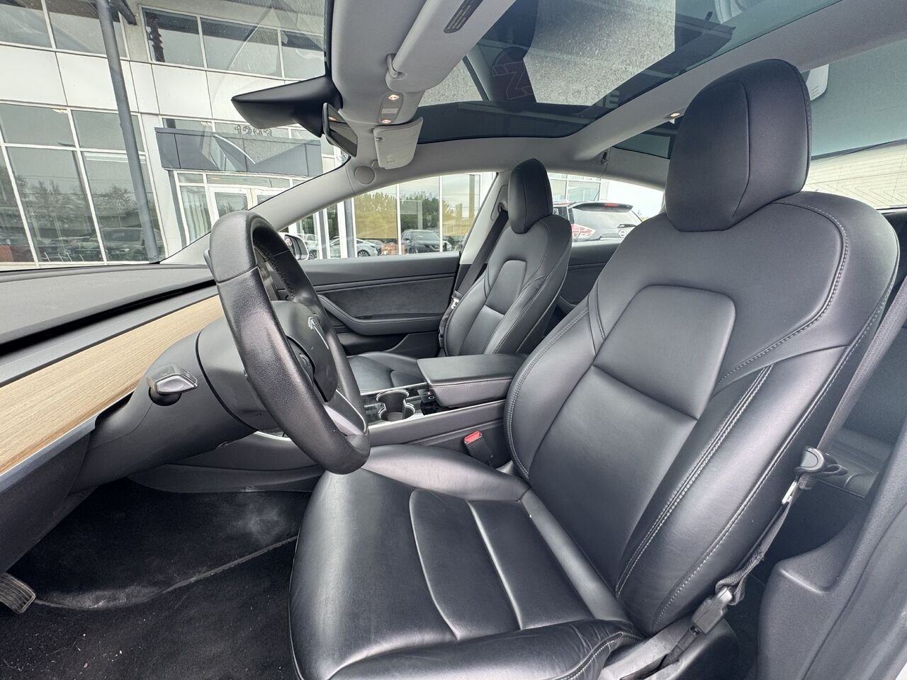 Tesla Model 3 2019 Blanc Granby - photo #12