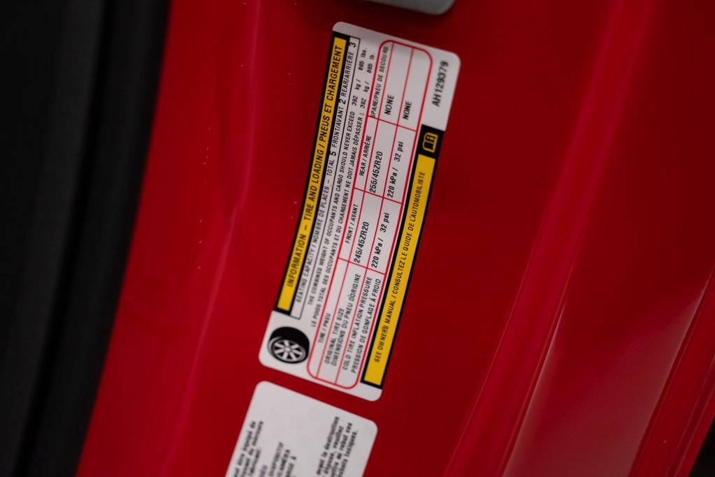 2010 Dodge Challenger Coupé 2 portes SRT8 MANUAL *PRICE IN USD* Red Kirkland - photo #27