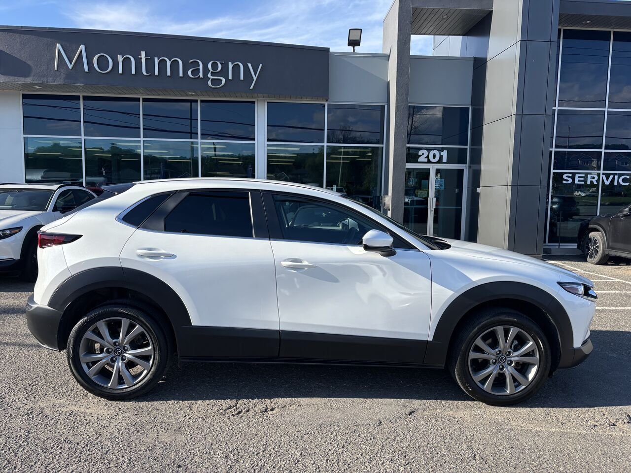 2025 Mazda CX-30 GS TI White Montmagny - photo #3
