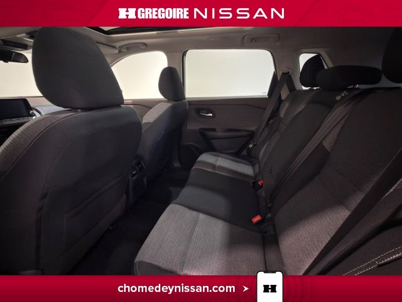 2021 Nissan Rogue White Saint-Eustache - photo #24