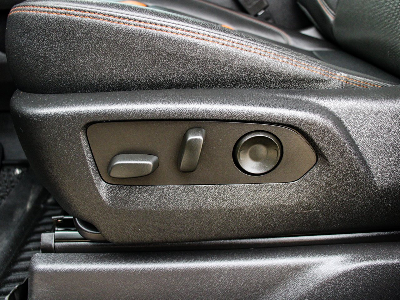 2022 GMC Sierra 1500 4WD Crew Cab 147 AT4 Black Sherwood Park - photo #14