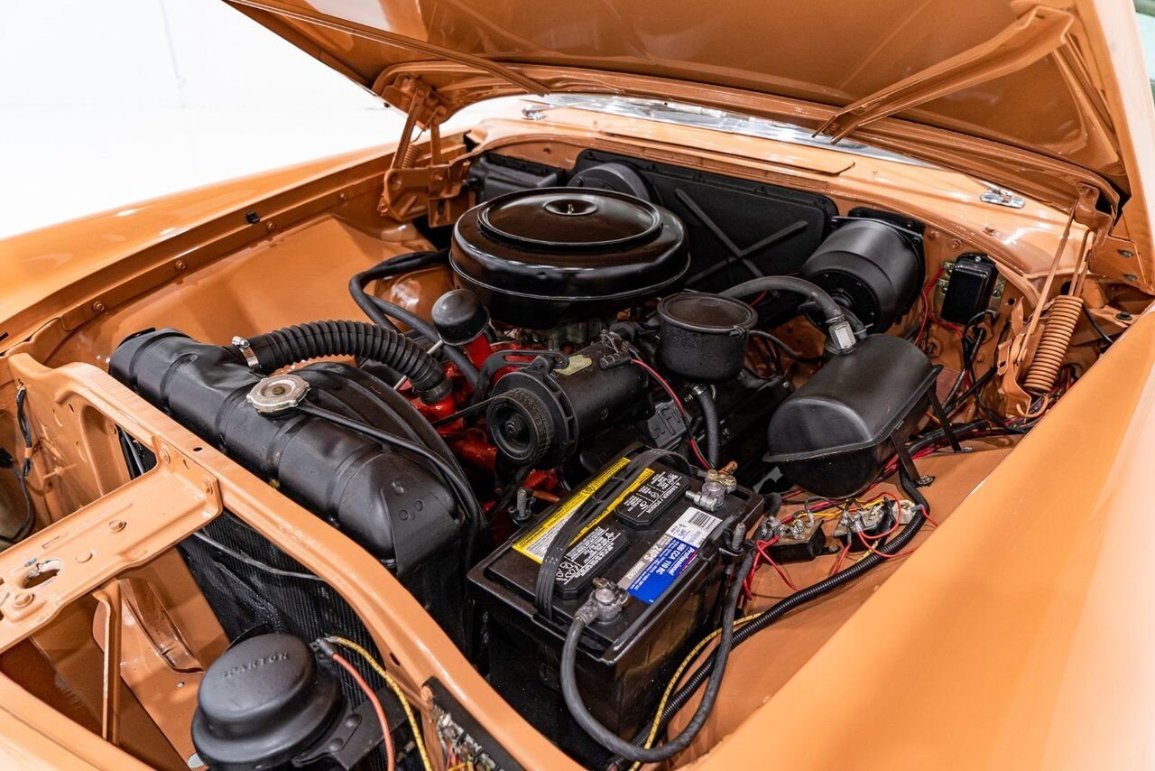 Chrysler IMPERIAL *PRIX EN USD* 354cu.in. FirePower V8 1 of 2098 built 1956 Orange Montréal - photo #16