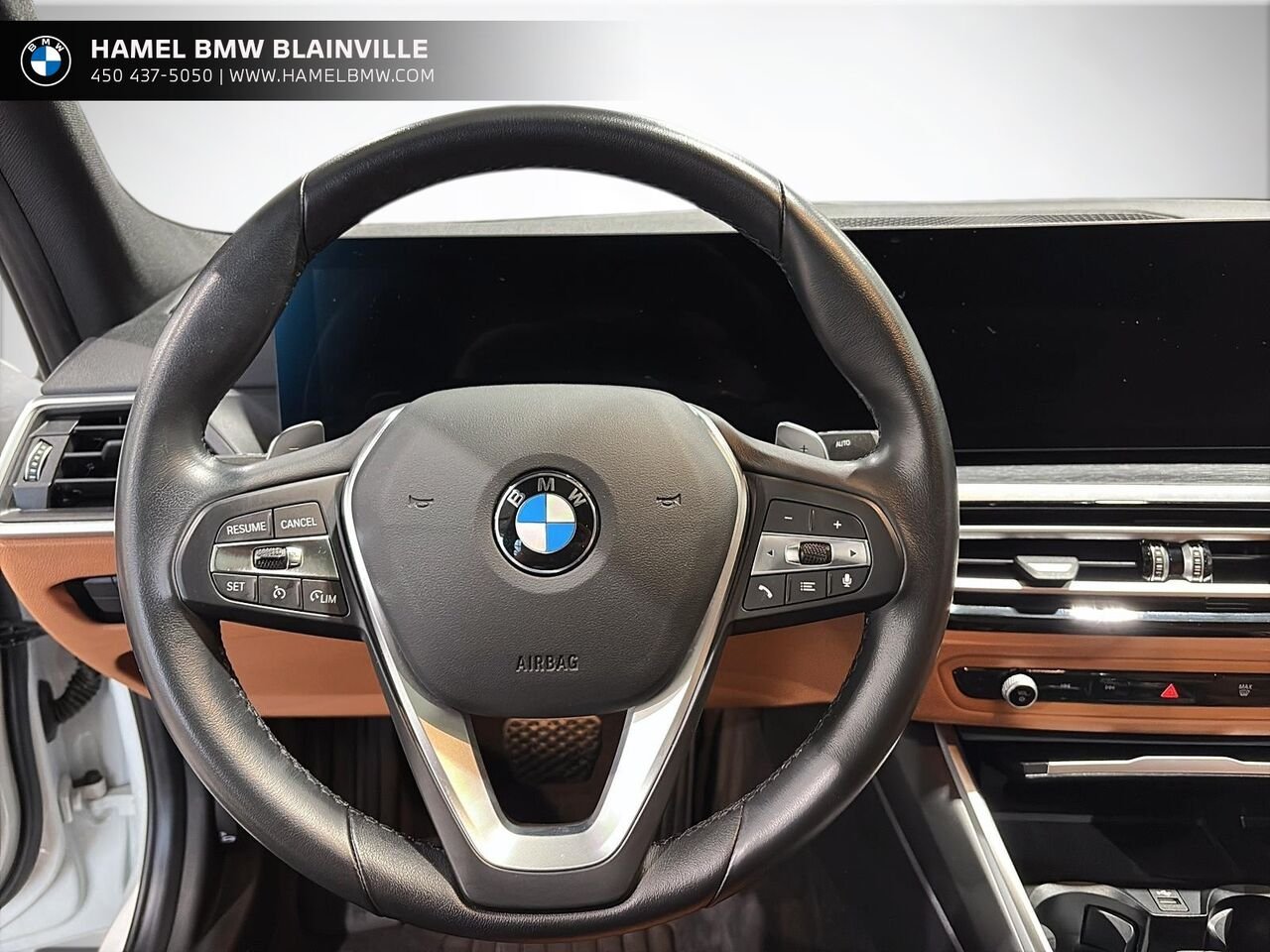 BMW 3 Series 330i xDrive berline 2023 Blanc Blainville - photo #11