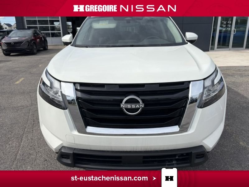 2022 Nissan Pathfinder 2022 White