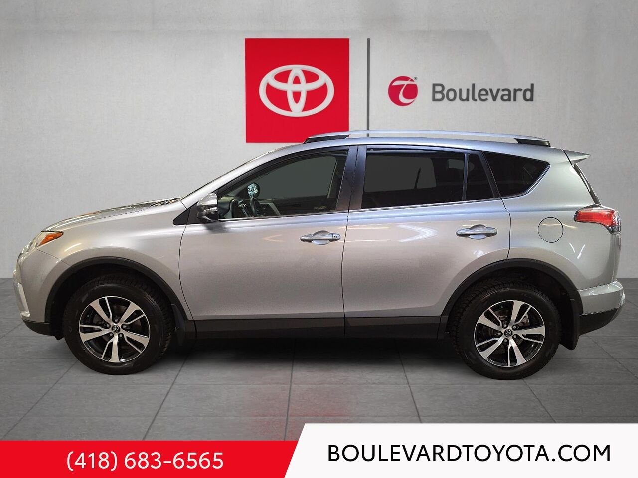 Toyota RAV4 100287A-010 | XLE, AWD 2016 Argent Québec - photo #5