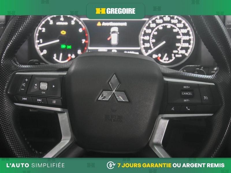 Mitsubishi Outlander 821216 | ES AWD AUTO A/C GR ELECT MAGS CAM RECUL 2022 Vert Laval - photo #15