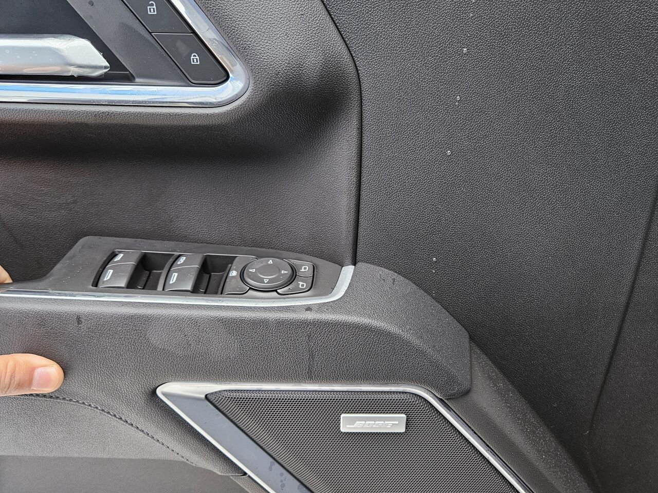 Chevrolet Silverado 1500 RST cabine multiplace 4RM 157 po 2026 Sables blancs Thetford Mines - photo #12