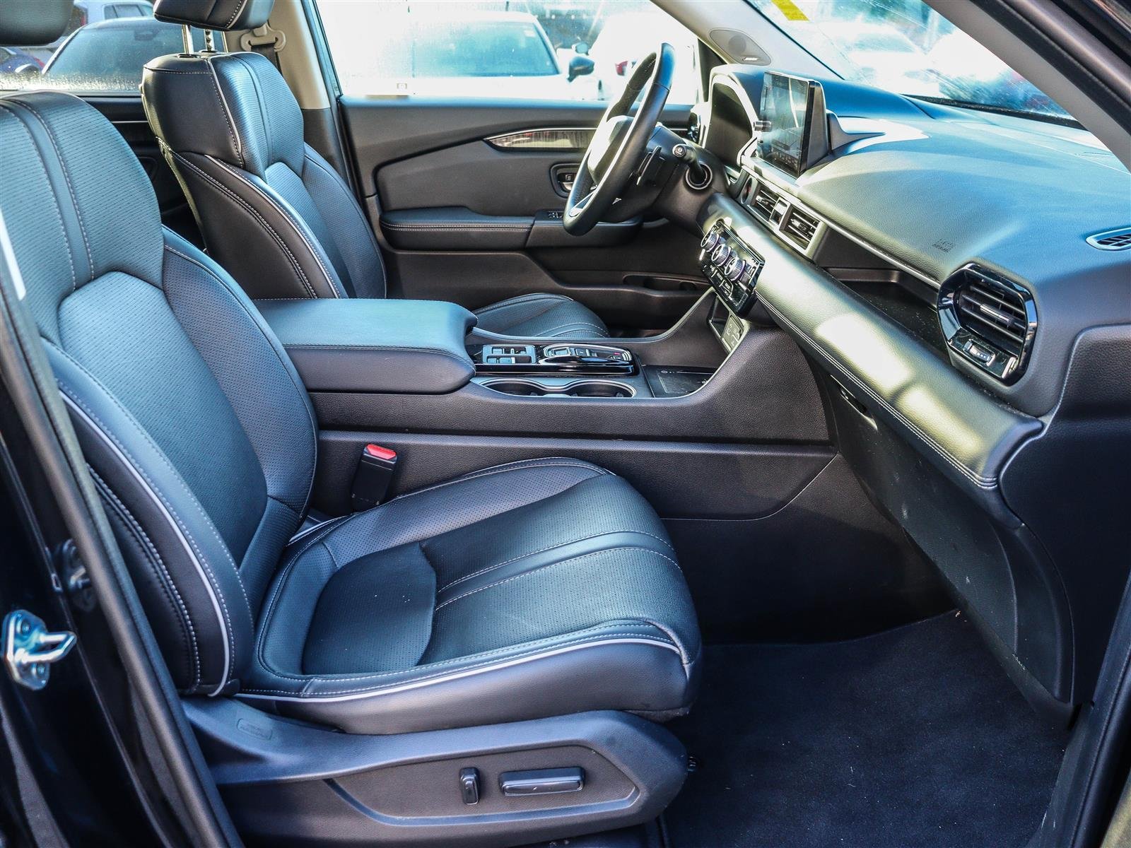Honda Pilot Touring 2023 Black Ottawa & Gatineau - photo #16