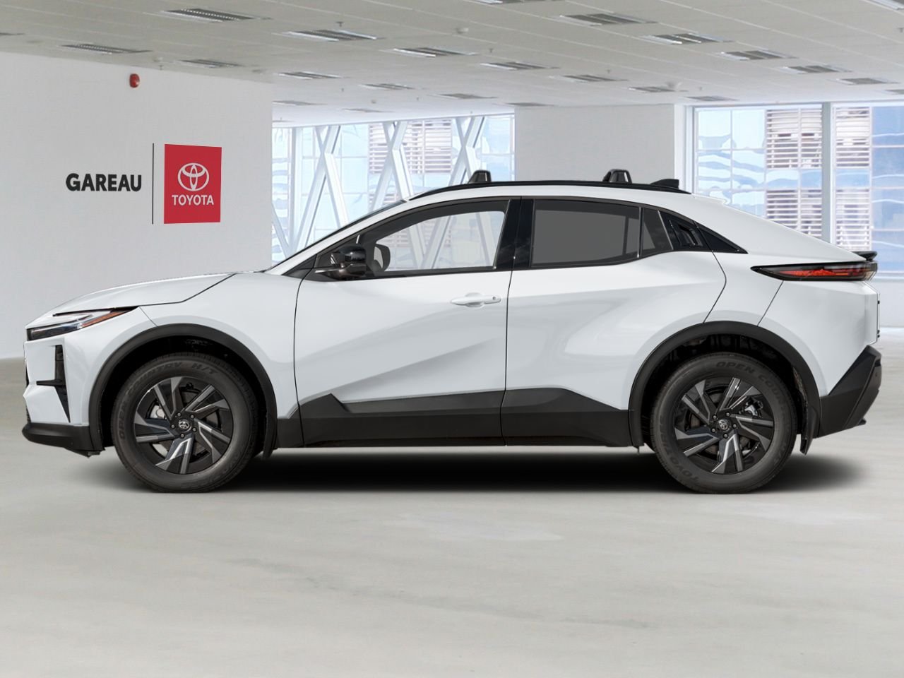 2026 Toyota C-HR White Val-d'Or - photo #1